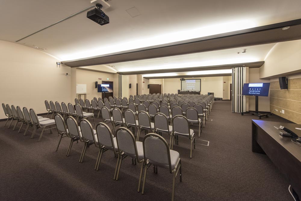 Sala-Business-Colombara-Hotel-Aqualux